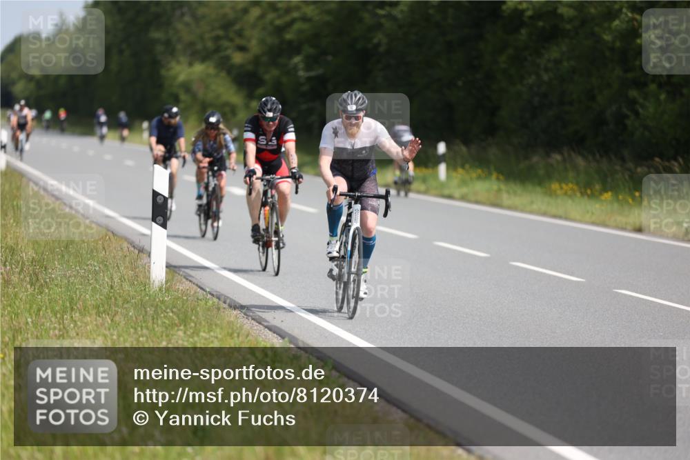 22.06.2025 - Viking Triathlon Yannick Fuchs http://msf.ph/oto/8120374 22.06.2025 11:46:57 Radfahren 48, 57, 116, 402, 640 meine-sportfotos.de