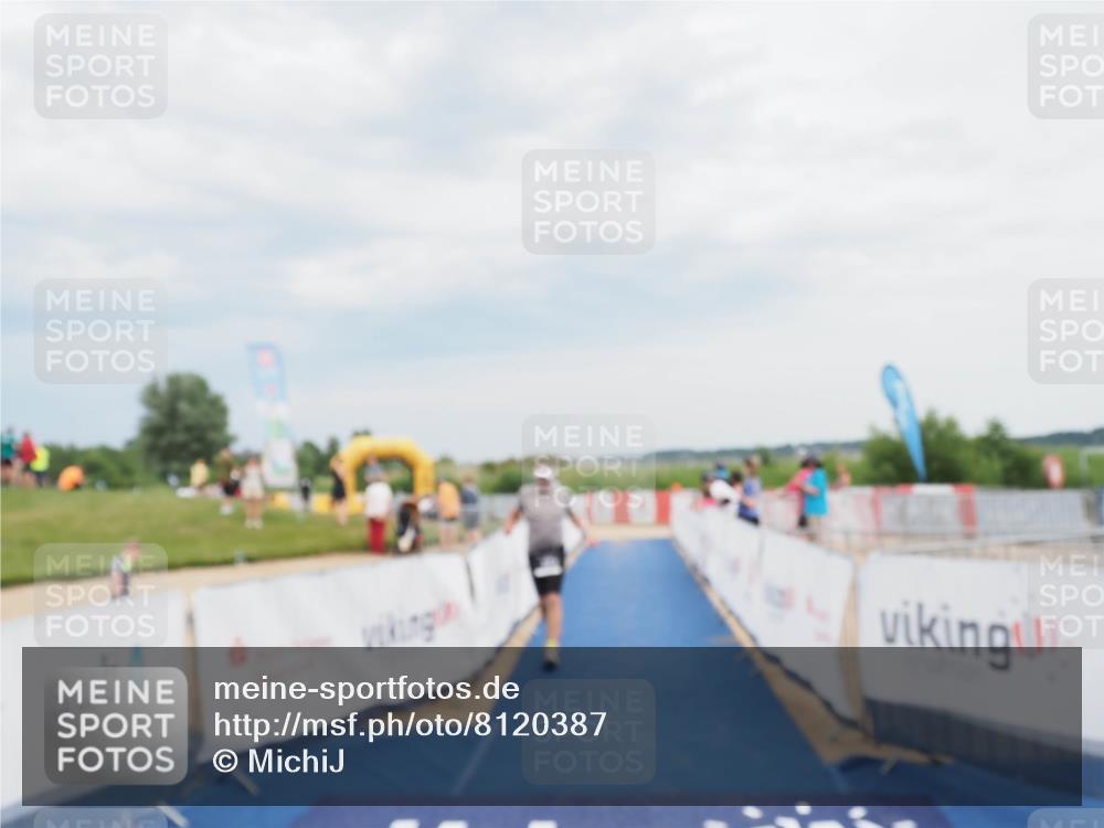 22.06.2025 - Viking Triathlon MichiJ http://msf.ph/oto/8120387 22.06.2025 17:03:30 Ziel 333 meine-sportfotos.de