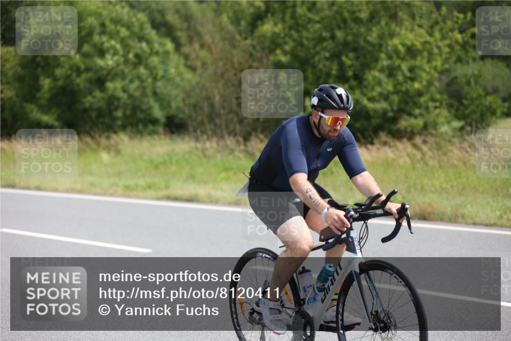 22.06.2025 - Viking Triathlon Yannick Fuchs http://msf.ph/oto/8120411 22.06.2025 11:47:03 Radfahren 48, 116, 206, 402, 481, 529, 640 meine-sportfotos.de