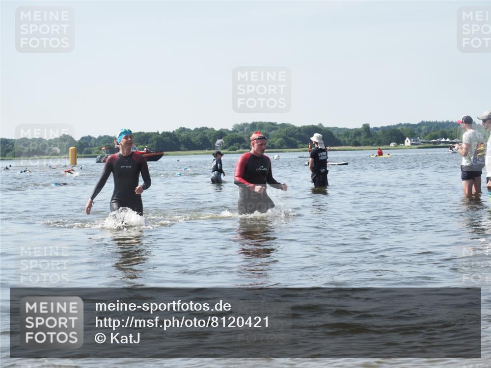 22.06.2025 - Viking Triathlon KatJ http://msf.ph/oto/8120421 22.06.2025 10:48:52 Schwimmen 166, 607 meine-sportfotos.de