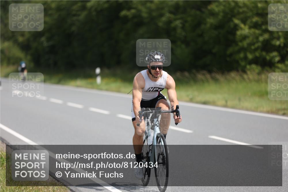 22.06.2025 - Viking Triathlon Yannick Fuchs http://msf.ph/oto/8120434 22.06.2025 11:47:07 Radfahren 23, 206, 235, 402, 481, 529 meine-sportfotos.de