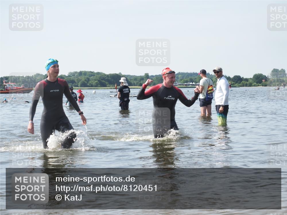 22.06.2025 - Viking Triathlon KatJ http://msf.ph/oto/8120451 22.06.2025 10:48:55 Schwimmen 166, 607 meine-sportfotos.de