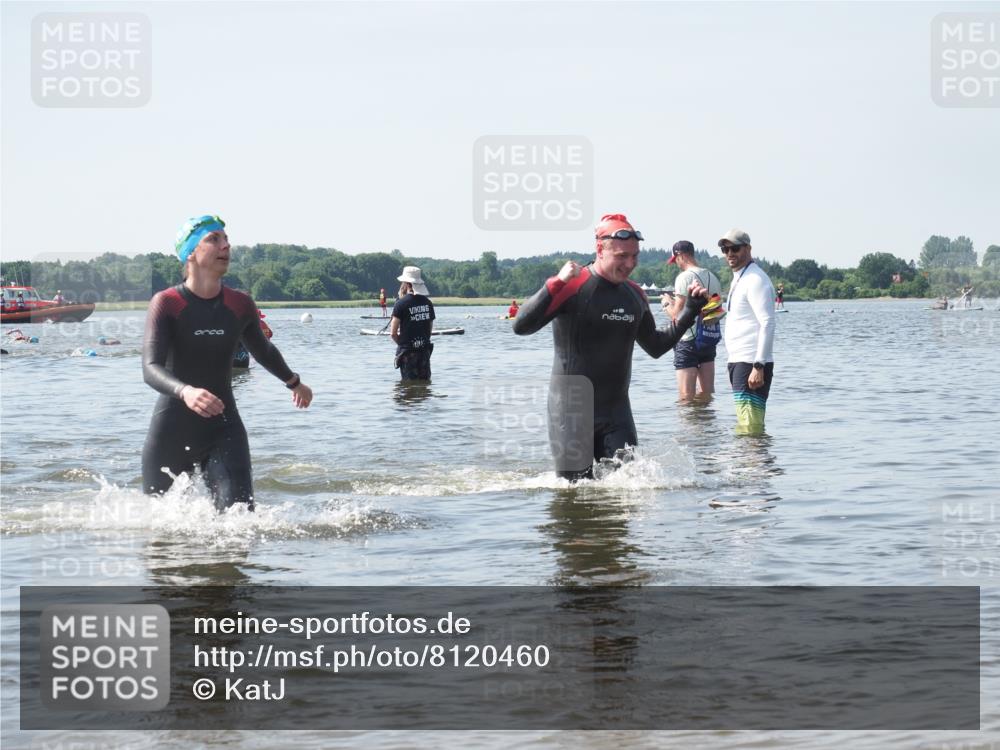 22.06.2025 - Viking Triathlon KatJ http://msf.ph/oto/8120460 22.06.2025 10:48:56 Schwimmen 166, 607 meine-sportfotos.de