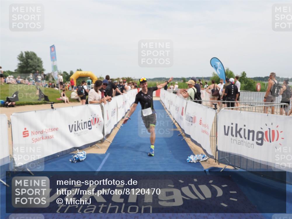 22.06.2025 - Viking Triathlon MichiJ http://msf.ph/oto/8120470 22.06.2025 15:11:22 Ziel 271, 365 meine-sportfotos.de