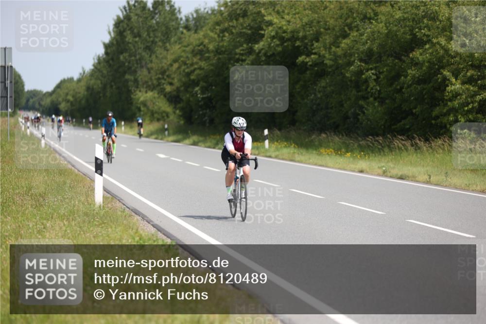 22.06.2025 - Viking Triathlon Yannick Fuchs http://msf.ph/oto/8120489 22.06.2025 11:47:10 Radfahren 9, 23, 61, 206, 235, 481, 529 meine-sportfotos.de