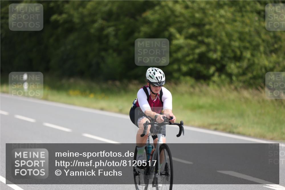 22.06.2025 - Viking Triathlon Yannick Fuchs http://msf.ph/oto/8120517 22.06.2025 11:47:11 Radfahren 9, 23, 61, 206, 235, 481, 529 meine-sportfotos.de