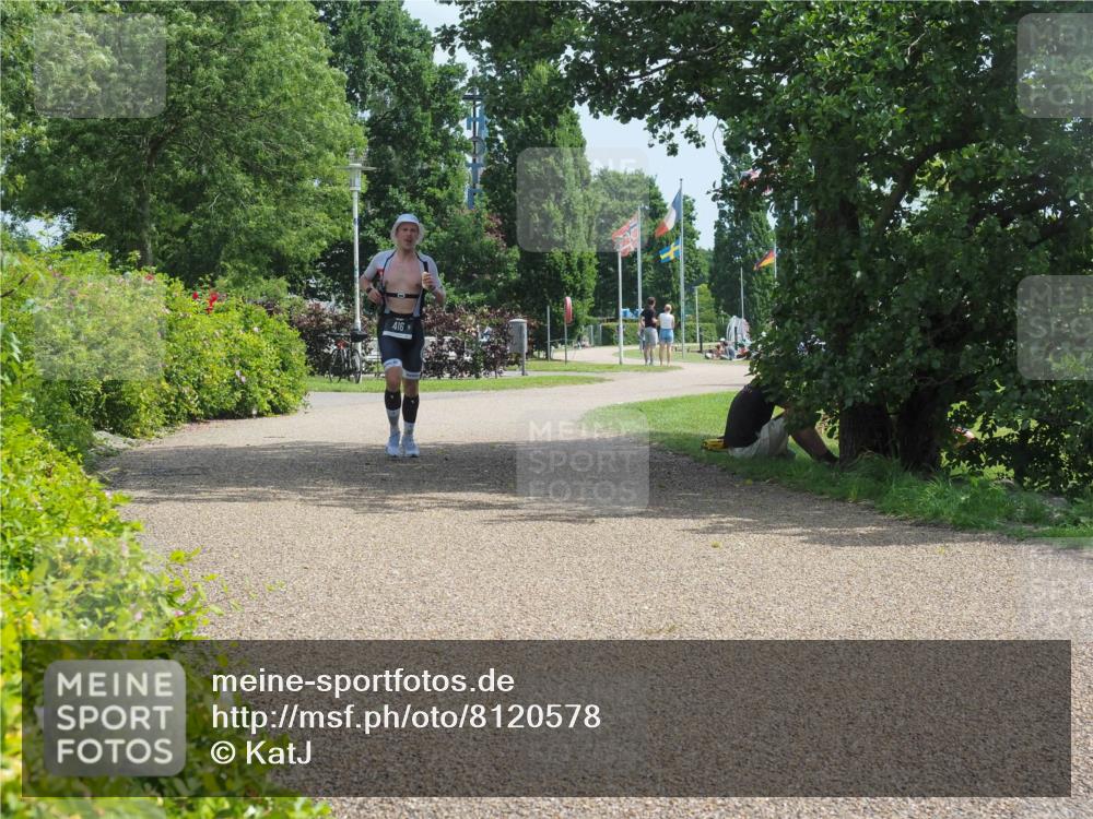 22.06.2025 - Viking Triathlon KatJ http://msf.ph/oto/8120578 22.06.2025 12:59:52 Laufen 416 meine-sportfotos.de