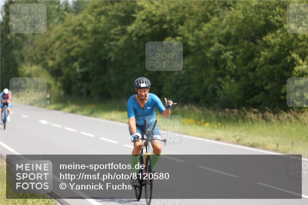 22.06.2025 - Viking Triathlon Yannick Fuchs http://msf.ph/oto/8120580 22.06.2025 11:47:15 Radfahren 9, 23, 61, 206, 235, 529 meine-sportfotos.de
