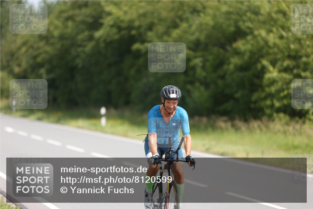 22.06.2025 - Viking Triathlon Yannick Fuchs http://msf.ph/oto/8120599 22.06.2025 11:47:15 Radfahren 9, 23, 61, 206, 235, 529 meine-sportfotos.de