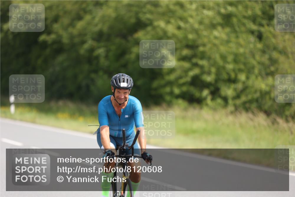 22.06.2025 - Viking Triathlon Yannick Fuchs http://msf.ph/oto/8120608 22.06.2025 11:47:16 Radfahren 9, 23, 61, 206, 235, 272, 529 meine-sportfotos.de