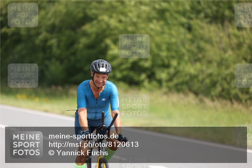 22.06.2025 - Viking Triathlon Yannick Fuchs http://msf.ph/oto/8120613 22.06.2025 11:47:16 Radfahren 9, 23, 61, 206, 235, 272, 529 meine-sportfotos.de
