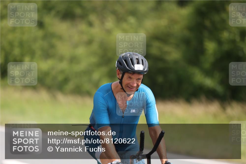 22.06.2025 - Viking Triathlon Yannick Fuchs http://msf.ph/oto/8120622 22.06.2025 11:47:16 Radfahren 9, 23, 61, 206, 235, 272, 529 meine-sportfotos.de