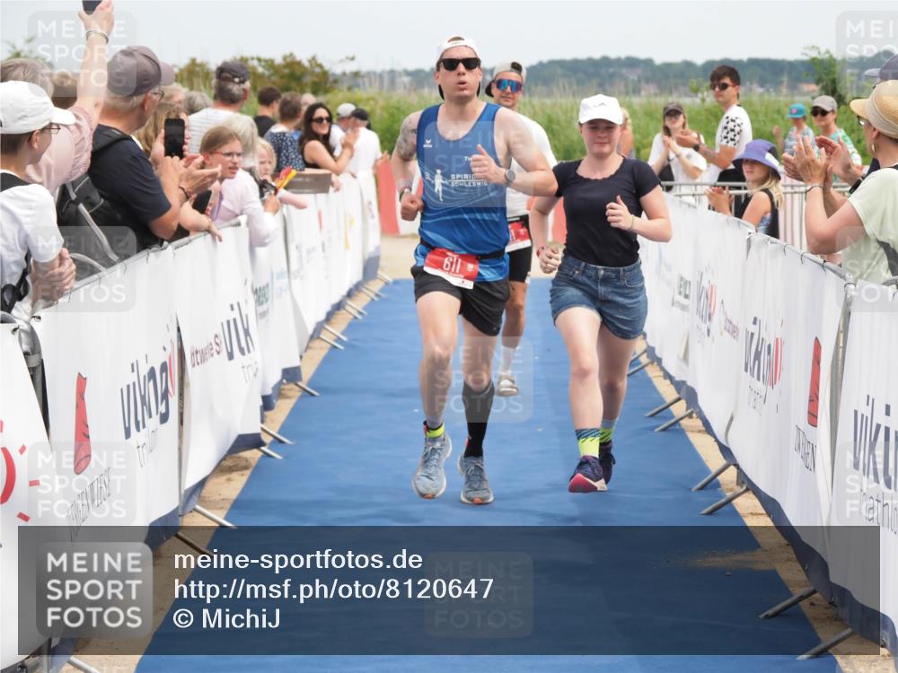 22.06.2025 - Viking Triathlon MichiJ http://msf.ph/oto/8120647 22.06.2025 14:59:19 Ziel 196, 611 meine-sportfotos.de