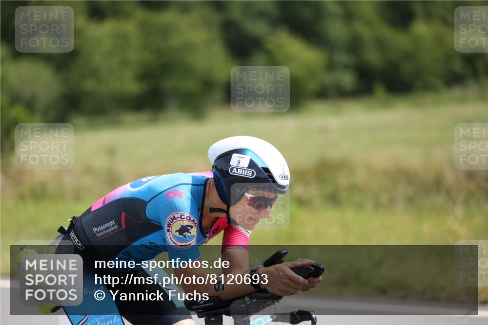 22.06.2025 - Viking Triathlon Yannick Fuchs http://msf.ph/oto/8120693 22.06.2025 11:47:20 Radfahren 9, 23, 61, 235, 272, 286, 344 meine-sportfotos.de