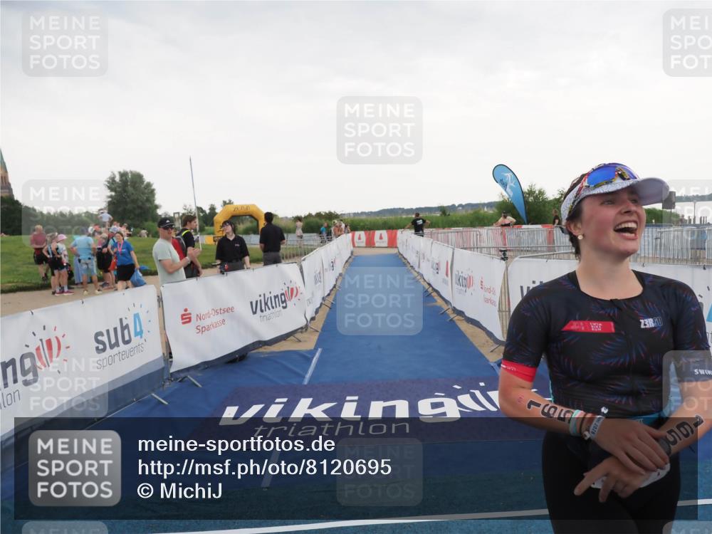 22.06.2025 - Viking Triathlon MichiJ http://msf.ph/oto/8120695 22.06.2025 16:30:46 Ziel 165 meine-sportfotos.de