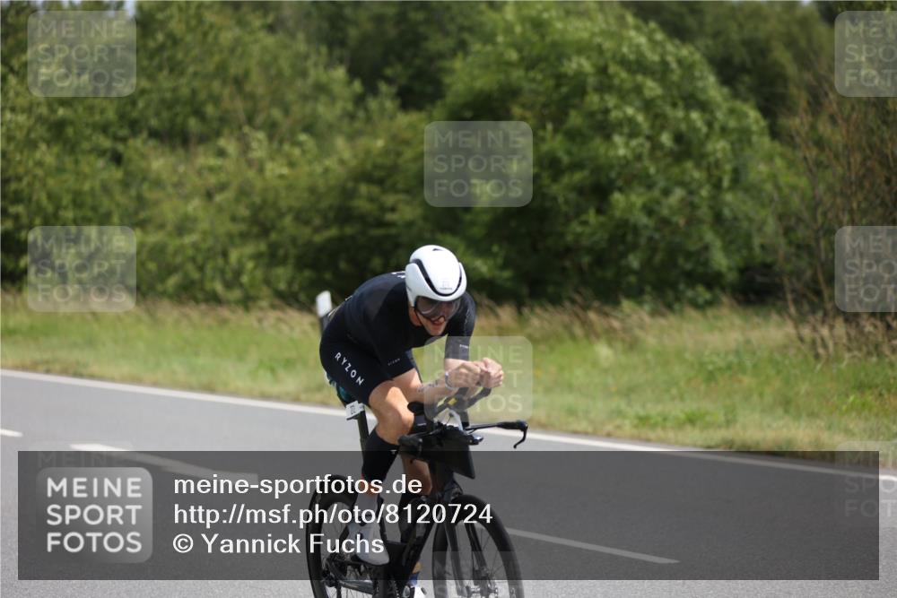 22.06.2025 - Viking Triathlon Yannick Fuchs http://msf.ph/oto/8120724 22.06.2025 11:47:26 Radfahren 15, 272, 286, 344, 422, 659 meine-sportfotos.de