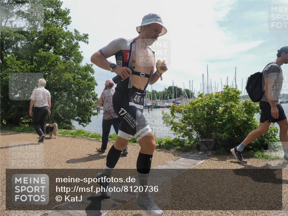 22.06.2025 - Viking Triathlon KatJ http://msf.ph/oto/8120736 22.06.2025 12:59:56 Laufen 416 meine-sportfotos.de