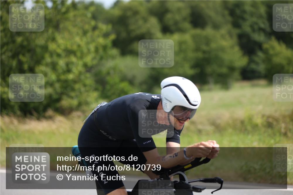 22.06.2025 - Viking Triathlon Yannick Fuchs http://msf.ph/oto/8120739 22.06.2025 11:47:26 Radfahren 15, 272, 286, 344, 422, 659 meine-sportfotos.de