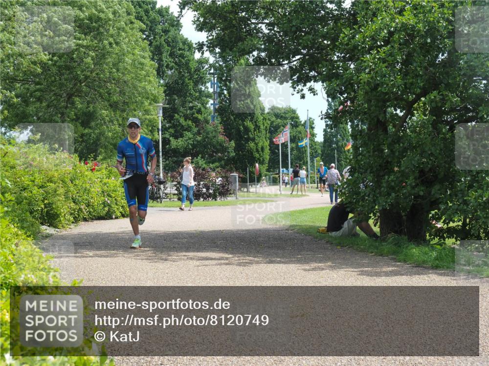 22.06.2025 - Viking Triathlon KatJ http://msf.ph/oto/8120749 22.06.2025 13:00:22 Laufen 28 meine-sportfotos.de