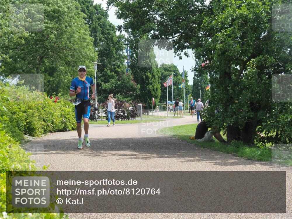 22.06.2025 - Viking Triathlon KatJ http://msf.ph/oto/8120764 22.06.2025 13:00:22 Laufen 28 meine-sportfotos.de