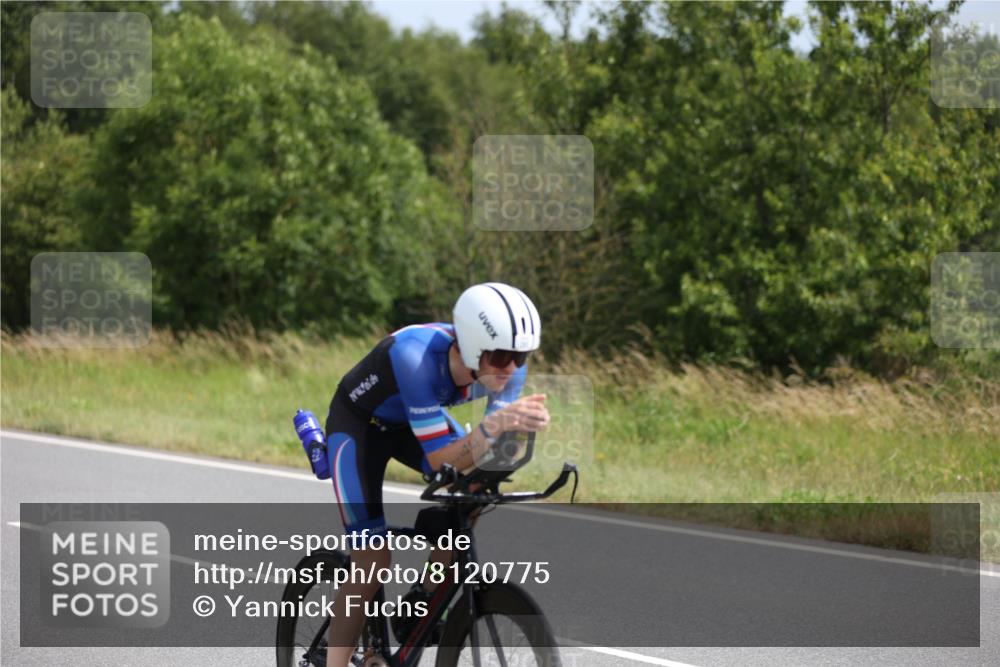 22.06.2025 - Viking Triathlon Yannick Fuchs http://msf.ph/oto/8120775 22.06.2025 11:47:29 Radfahren 15, 52, 272, 286, 344, 422, 659 meine-sportfotos.de
