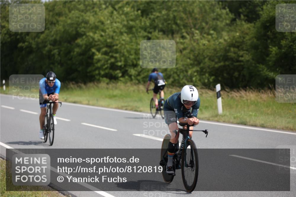 22.06.2025 - Viking Triathlon Yannick Fuchs http://msf.ph/oto/8120819 22.06.2025 11:47:33 Radfahren 15, 52, 171, 286, 422, 659 meine-sportfotos.de