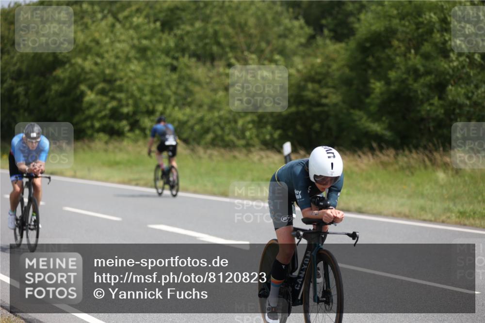 22.06.2025 - Viking Triathlon Yannick Fuchs http://msf.ph/oto/8120823 22.06.2025 11:47:33 Radfahren 15, 52, 171, 286, 422, 659 meine-sportfotos.de