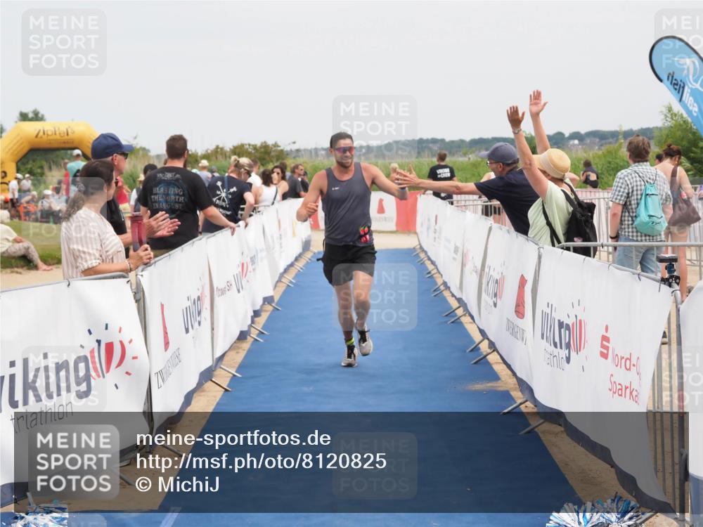 22.06.2025 - Viking Triathlon MichiJ http://msf.ph/oto/8120825 22.06.2025 15:12:27 Ziel 643 meine-sportfotos.de
