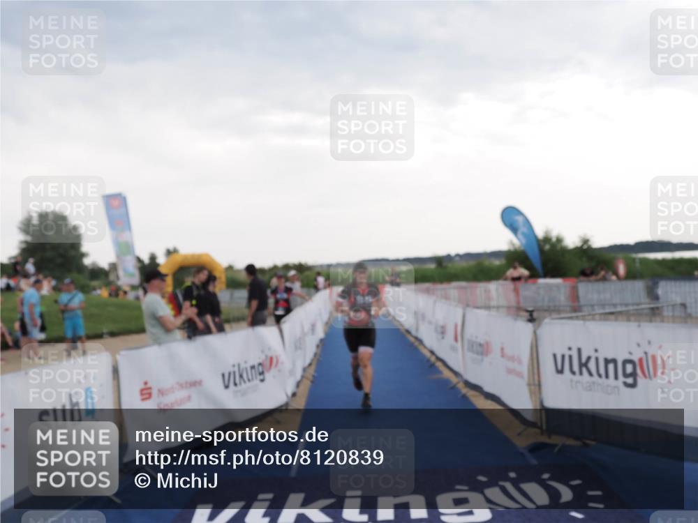 22.06.2025 - Viking Triathlon MichiJ http://msf.ph/oto/8120839 22.06.2025 16:31:42 Ziel 315 meine-sportfotos.de