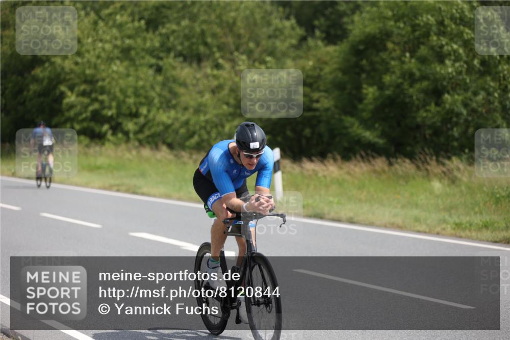 22.06.2025 - Viking Triathlon Yannick Fuchs http://msf.ph/oto/8120844 22.06.2025 11:47:34 Radfahren 15, 52, 171, 422, 659 meine-sportfotos.de