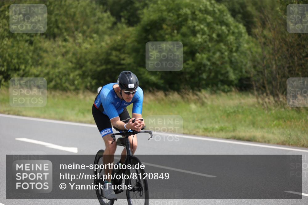 22.06.2025 - Viking Triathlon Yannick Fuchs http://msf.ph/oto/8120849 22.06.2025 11:47:34 Radfahren 15, 52, 171, 422, 659 meine-sportfotos.de