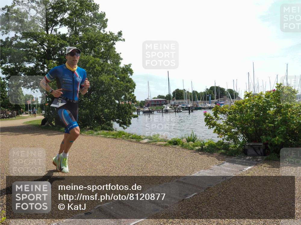 22.06.2025 - Viking Triathlon KatJ http://msf.ph/oto/8120877 22.06.2025 13:00:25 Laufen 28 meine-sportfotos.de