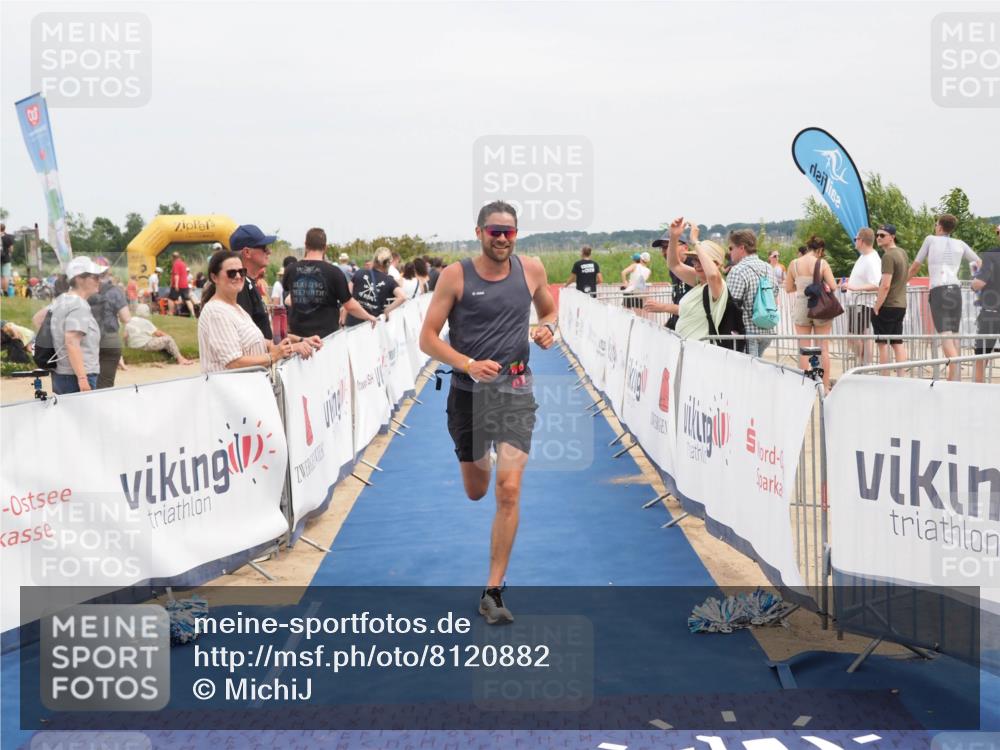 22.06.2025 - Viking Triathlon MichiJ http://msf.ph/oto/8120882 22.06.2025 15:12:28 Ziel 643 meine-sportfotos.de