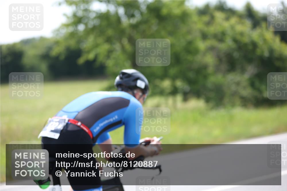22.06.2025 - Viking Triathlon Yannick Fuchs http://msf.ph/oto/8120887 22.06.2025 11:47:36 Radfahren 15, 52, 171, 422, 659 meine-sportfotos.de