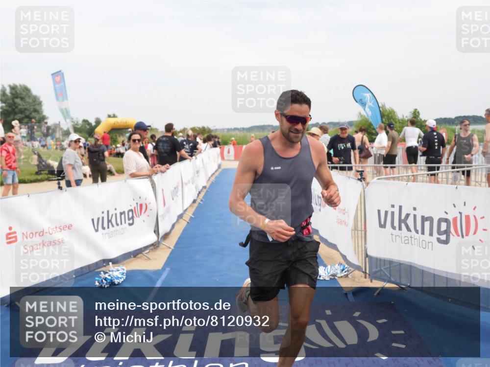 22.06.2025 - Viking Triathlon MichiJ http://msf.ph/oto/8120932 22.06.2025 15:12:29 Ziel 643 meine-sportfotos.de