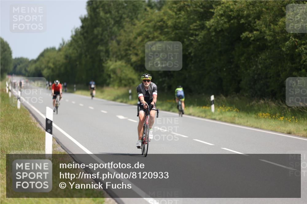 22.06.2025 - Viking Triathlon Yannick Fuchs http://msf.ph/oto/8120933 22.06.2025 11:47:46 Radfahren 106, 292 meine-sportfotos.de
