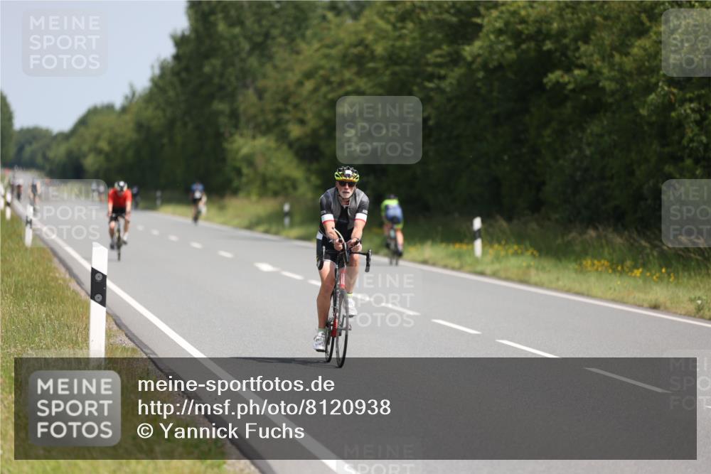 22.06.2025 - Viking Triathlon Yannick Fuchs http://msf.ph/oto/8120938 22.06.2025 11:47:46 Radfahren 106, 292 meine-sportfotos.de