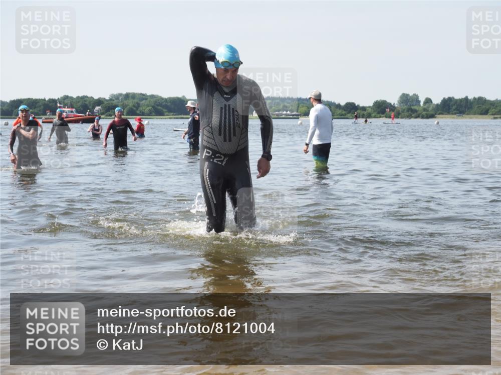 22.06.2025 - Viking Triathlon KatJ http://msf.ph/oto/8121004 22.06.2025 10:49:39 Schwimmen 263, 321, 453 meine-sportfotos.de