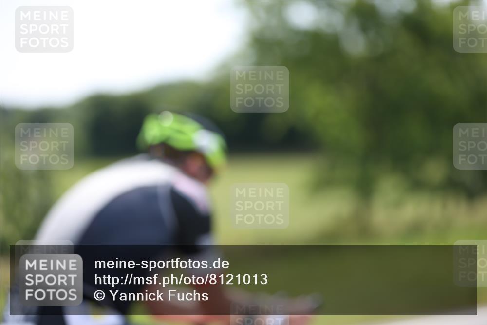 22.06.2025 - Viking Triathlon Yannick Fuchs http://msf.ph/oto/8121013 22.06.2025 11:47:50 Radfahren 106, 292, 415 meine-sportfotos.de