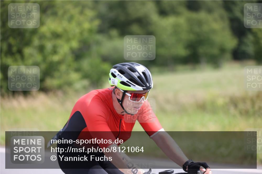 22.06.2025 - Viking Triathlon Yannick Fuchs http://msf.ph/oto/8121064 22.06.2025 11:47:55 Radfahren 106, 163, 415 meine-sportfotos.de
