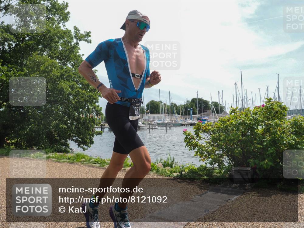 22.06.2025 - Viking Triathlon KatJ http://msf.ph/oto/8121092 22.06.2025 13:00:37 Laufen 237 meine-sportfotos.de