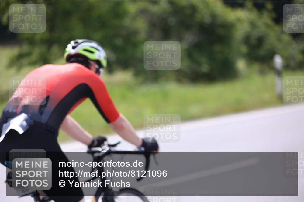 22.06.2025 - Viking Triathlon Yannick Fuchs http://msf.ph/oto/8121096 22.06.2025 11:47:56 Radfahren 106, 136, 163, 415 meine-sportfotos.de