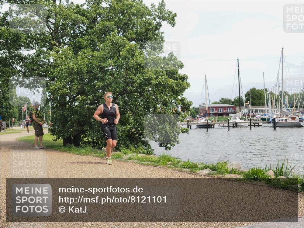 22.06.2025 - Viking Triathlon KatJ http://msf.ph/oto/8121101 22.06.2025 15:15:32 Laufen 535 meine-sportfotos.de