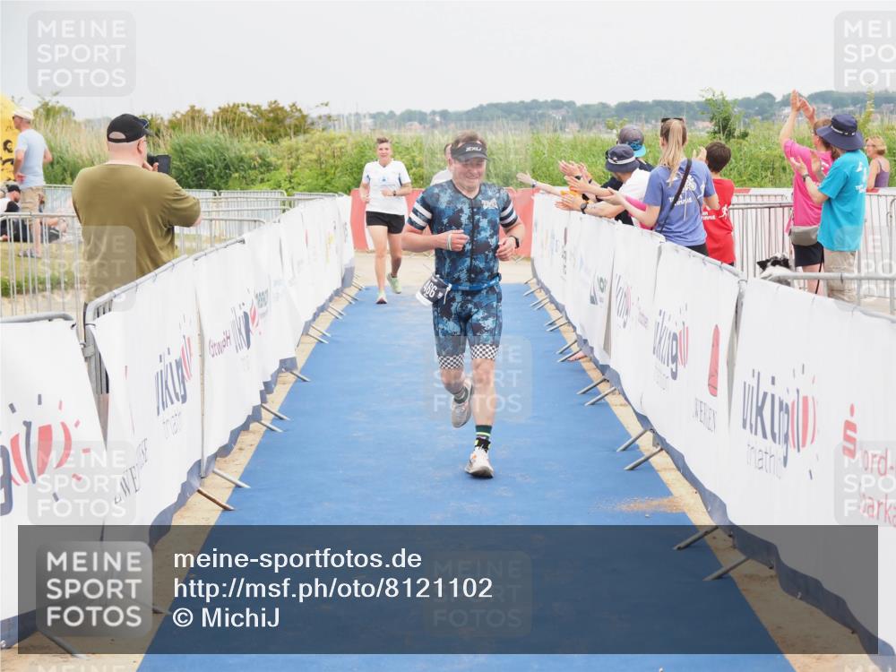 22.06.2025 - Viking Triathlon MichiJ http://msf.ph/oto/8121102 22.06.2025 17:04:46 Ziel 466, 656 meine-sportfotos.de
