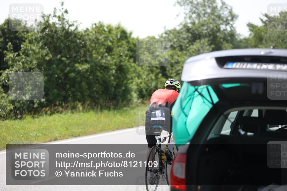 22.06.2025 - Viking Triathlon Yannick Fuchs http://msf.ph/oto/8121109 22.06.2025 11:47:57 Radfahren 106, 136, 163, 266, 415 meine-sportfotos.de