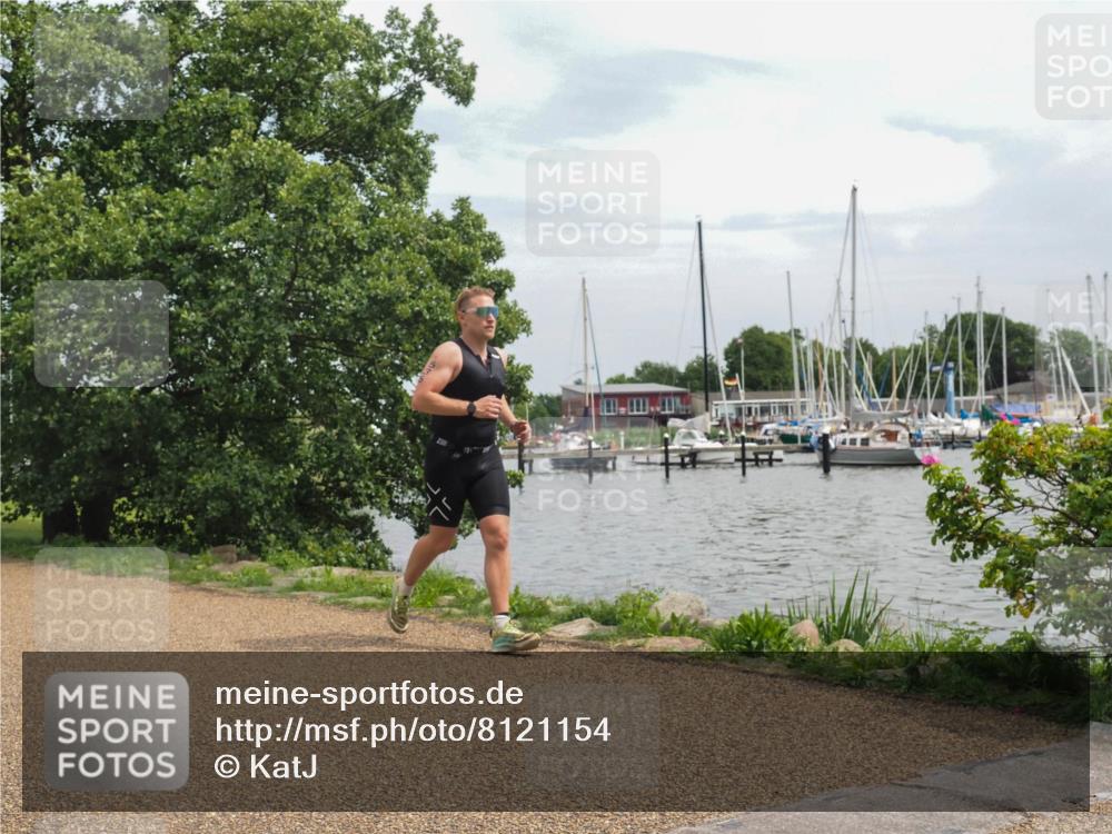 22.06.2025 - Viking Triathlon KatJ http://msf.ph/oto/8121154 22.06.2025 15:15:33 Laufen 535 meine-sportfotos.de
