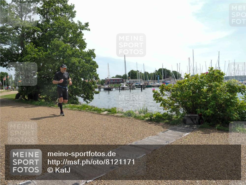 22.06.2025 - Viking Triathlon KatJ http://msf.ph/oto/8121171 22.06.2025 13:00:48 Laufen 173, 521 meine-sportfotos.de