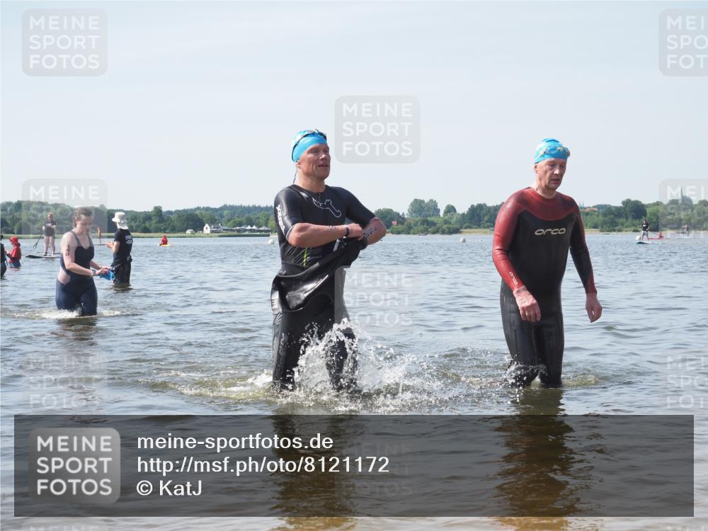22.06.2025 - Viking Triathlon KatJ http://msf.ph/oto/8121172 22.06.2025 10:49:58 Schwimmen 69, 97, 140, 270, 273, 356 meine-sportfotos.de