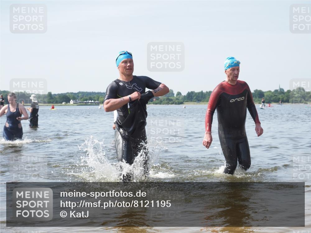 22.06.2025 - Viking Triathlon KatJ http://msf.ph/oto/8121195 22.06.2025 10:49:58 Schwimmen 69, 97, 140, 270, 273, 356 meine-sportfotos.de