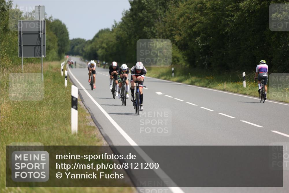 22.06.2025 - Viking Triathlon Yannick Fuchs http://msf.ph/oto/8121200 22.06.2025 11:48:08 Radfahren 136, 145, 176, 180, 266, 368, 485 meine-sportfotos.de